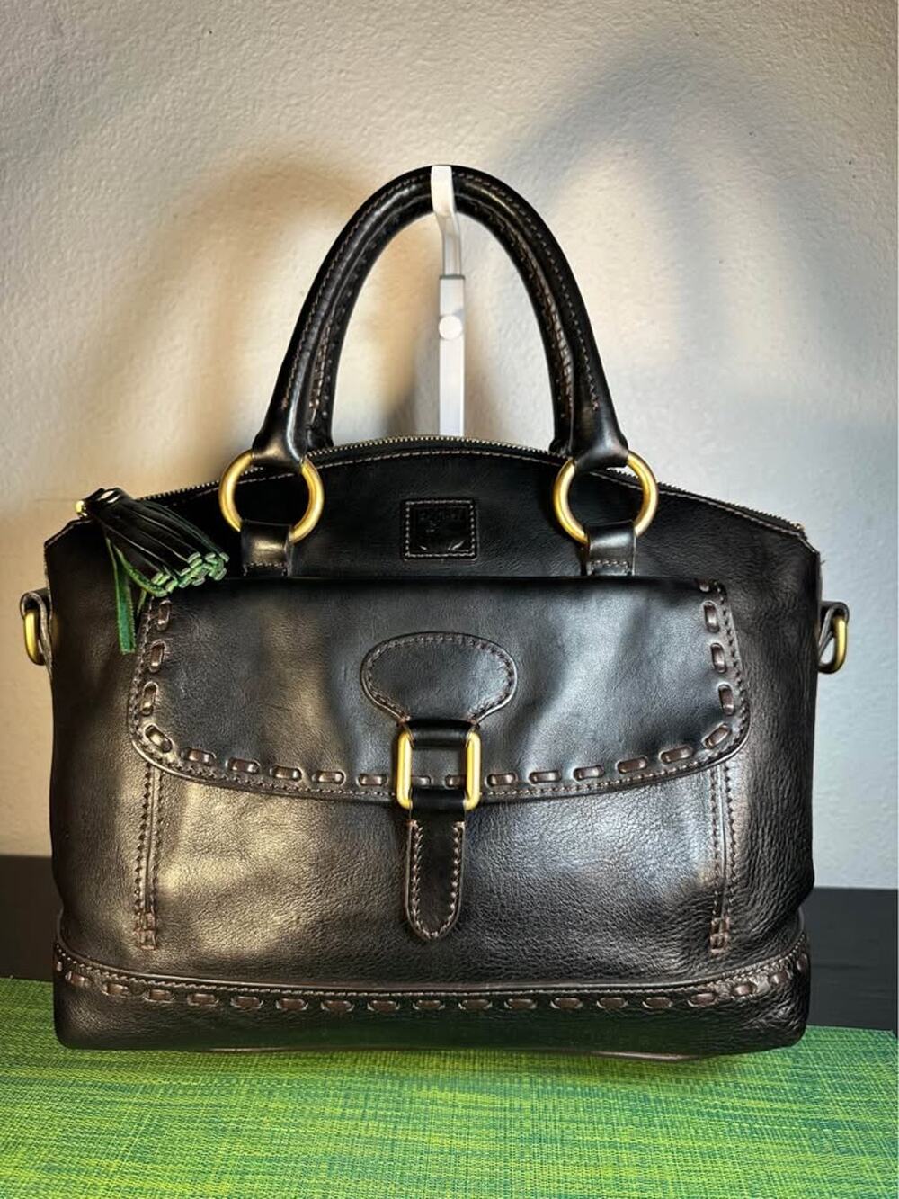 Dooney & Bourke Florentine Medium Front Pocket Satchel – Black Leather